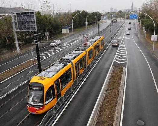 上海松江現(xiàn)代有軌電車(chē)2號(hào)線(倉(cāng)華路站-中辰路站)正式運(yùn)營(yíng)!.png